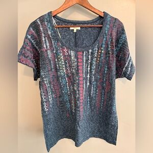 NWOT Papaya Navy and Multicolor Short Sleeve Top With Gold Geometric Accentd